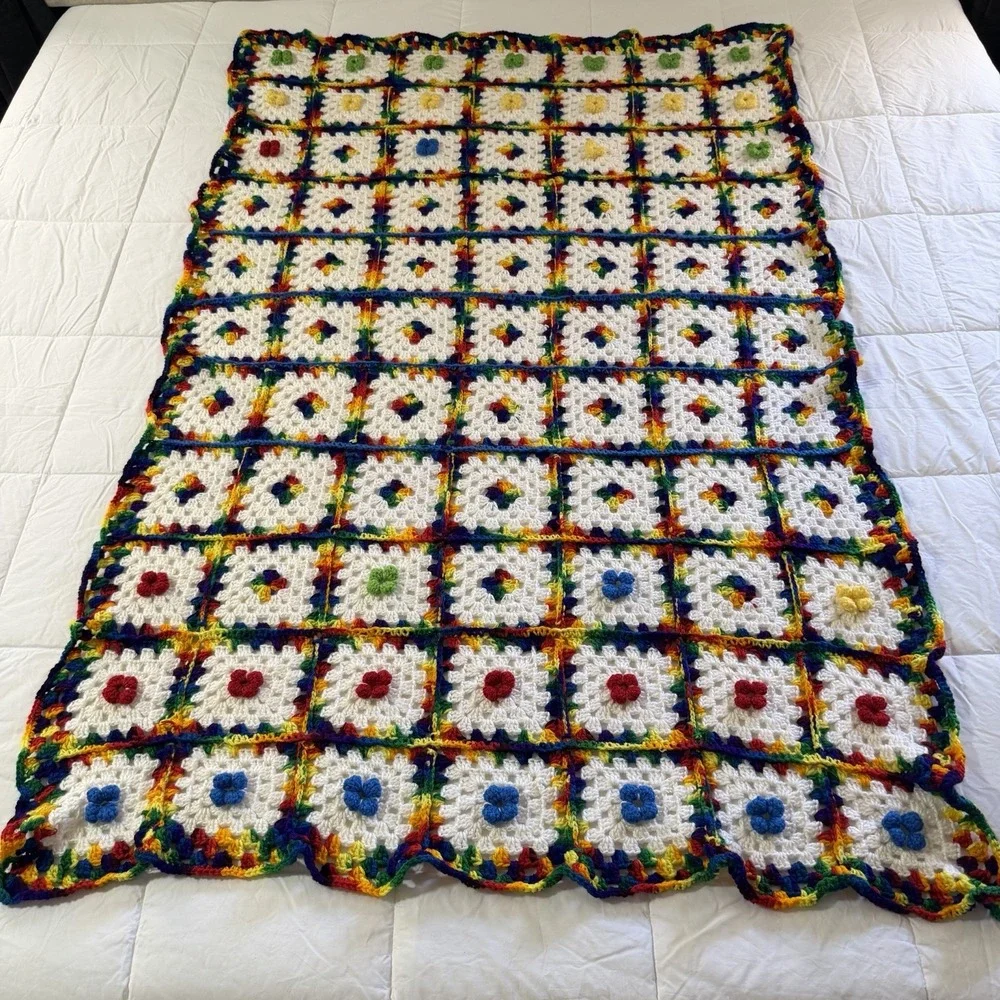 Hand Crocheted Granny Square Afghan Throw Blanket Daisy Floral 42